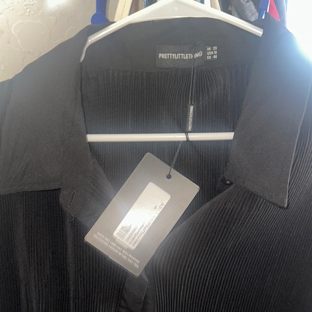 PrettyLittleThing Classic Black Blouse